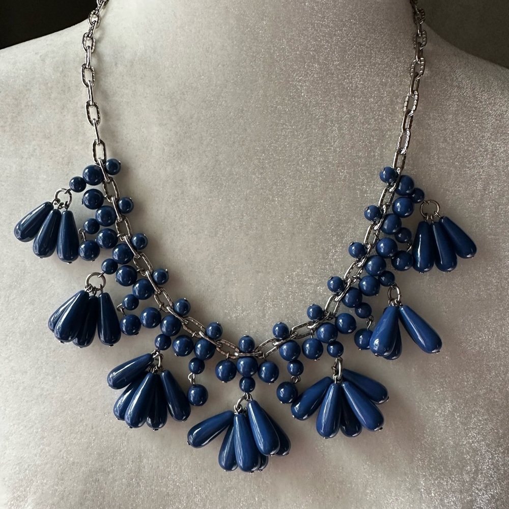 Talbots Blue Stones And Silver Color  Statement Necklace